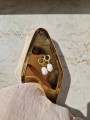 Złote kolczyki z perełką kroplą Pearl Drops srebro 925