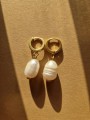 Złote kolczyki z perełką kroplą Pearl Drops srebro 925